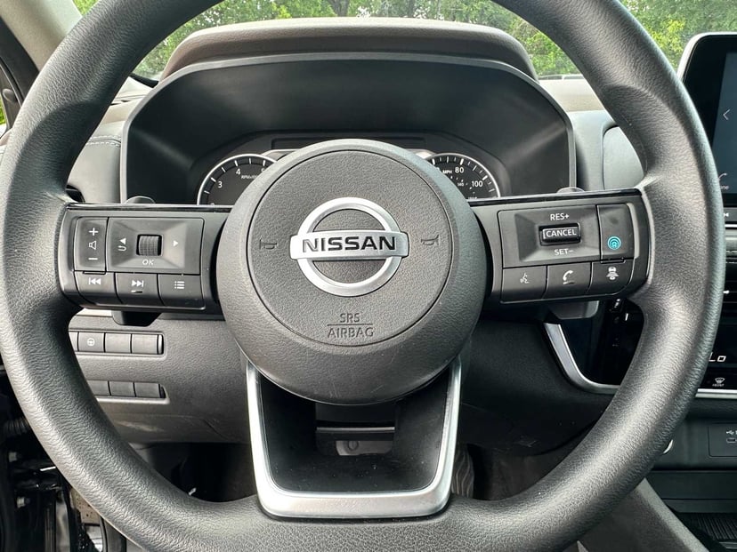 2021 Nissan Rogue - Image 11