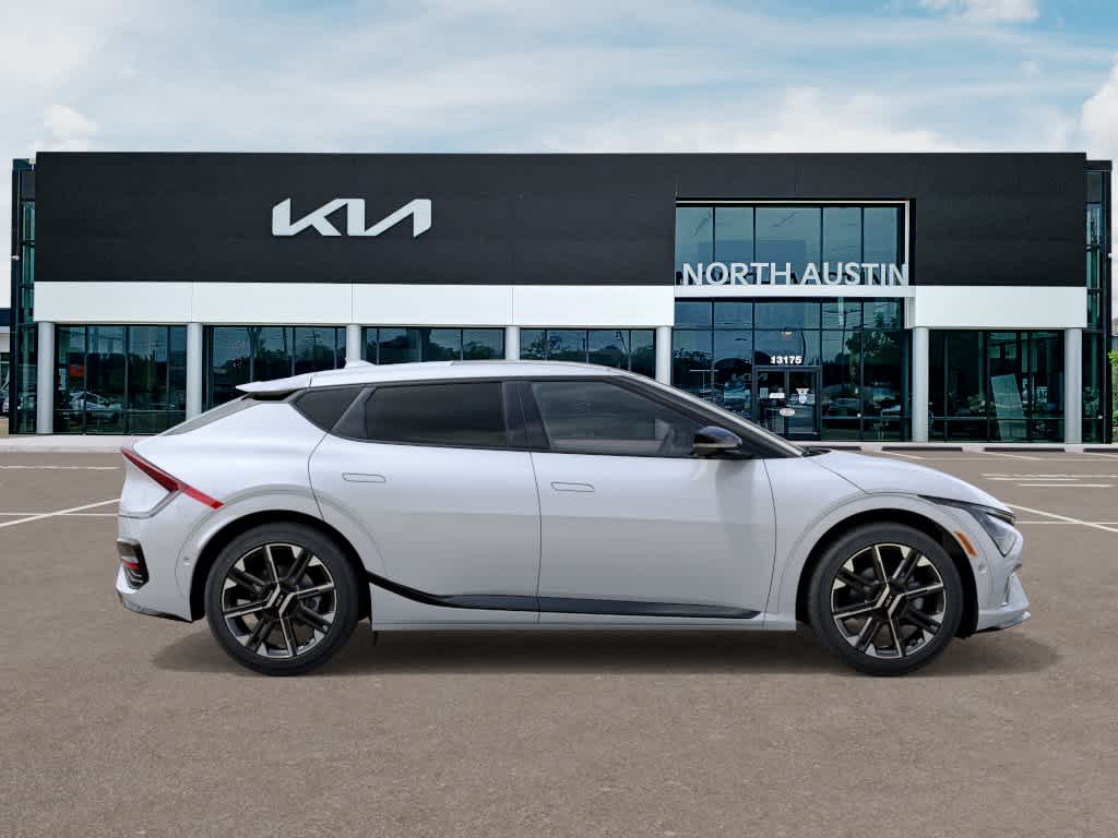 2026 Kia EV6 - Image 7