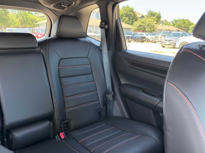 2025 Honda CR-V Hybrid - Image 33