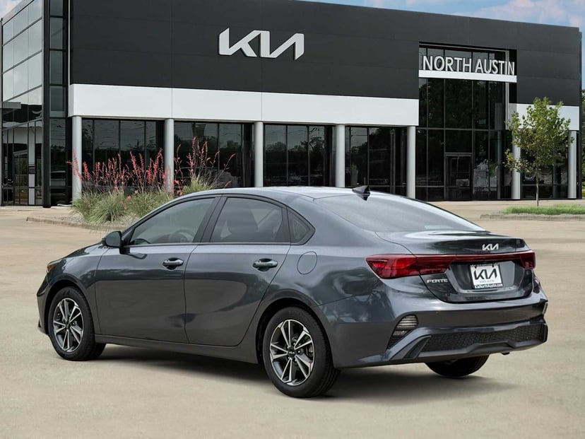 2024 Kia Forte - Image 9