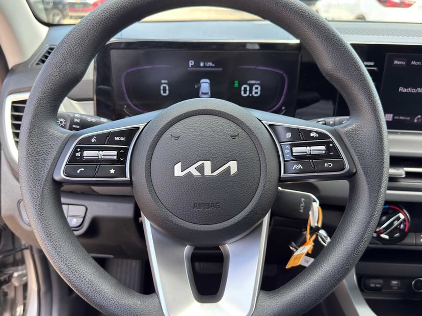 2024 Kia Seltos - Image 14