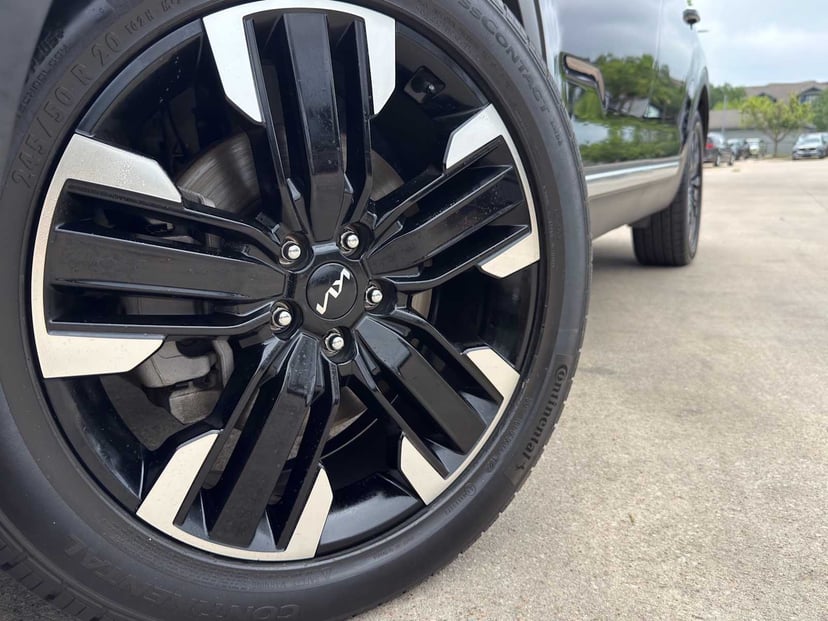 2023 Kia Telluride - Image 2
