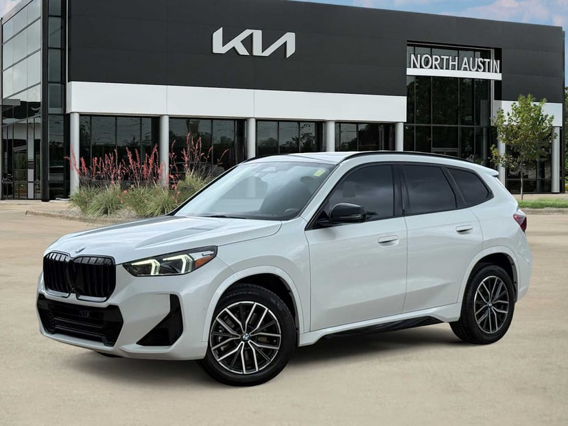 2023 BMW X1