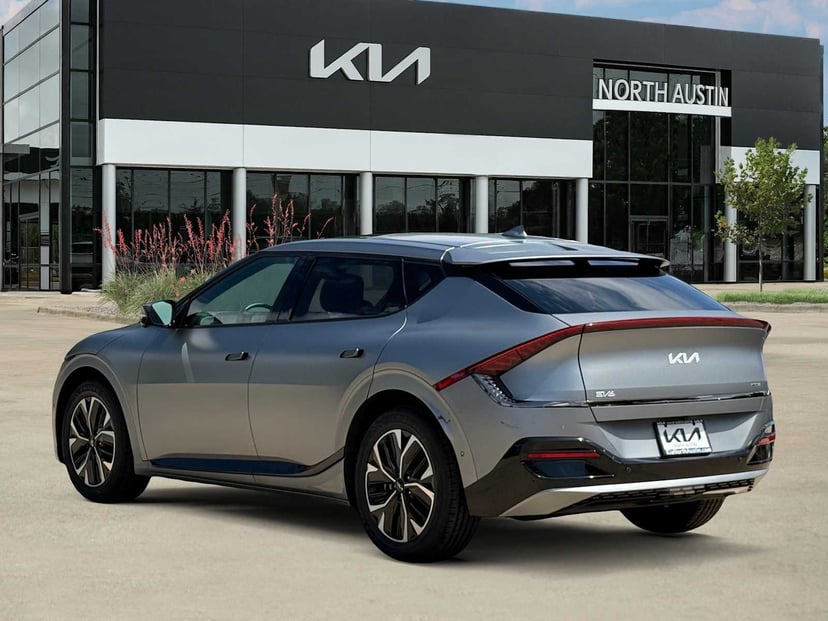 2024 Kia EV6 - Image 9