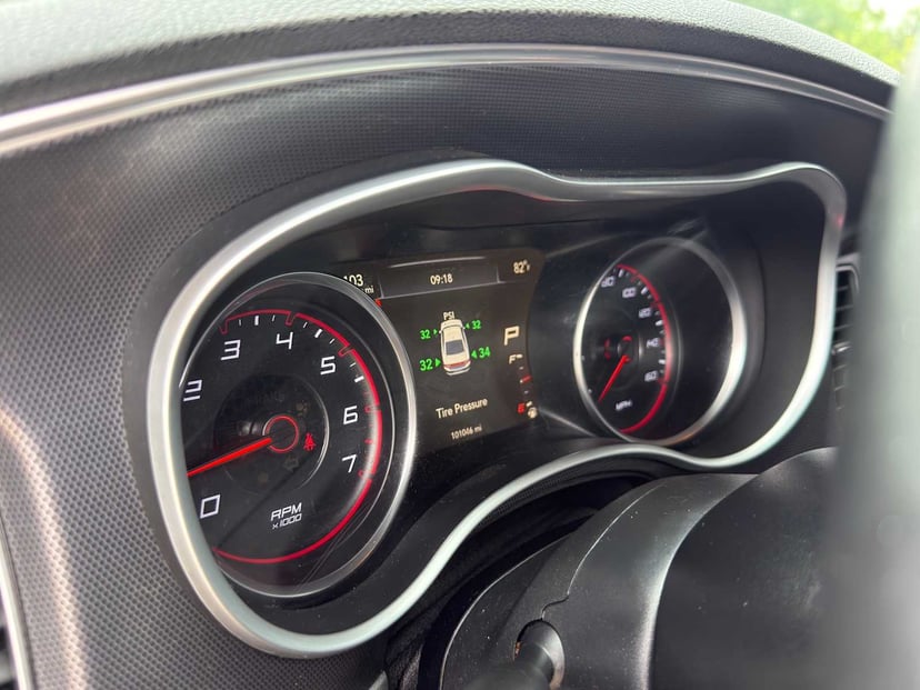 2017 Dodge Charger - Image 18