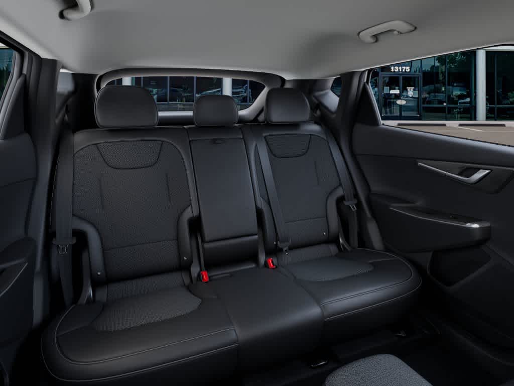 2026 Kia EV6 - Image 13