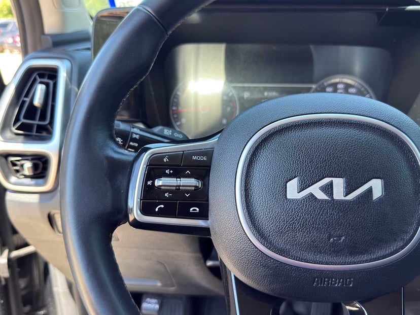 2022 Kia Sorento - Image 19