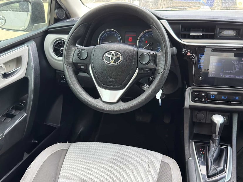 2017 Toyota Corolla - Image 22