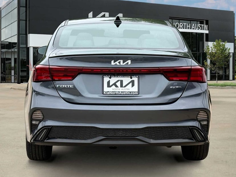 2023 Kia Forte - Image 6