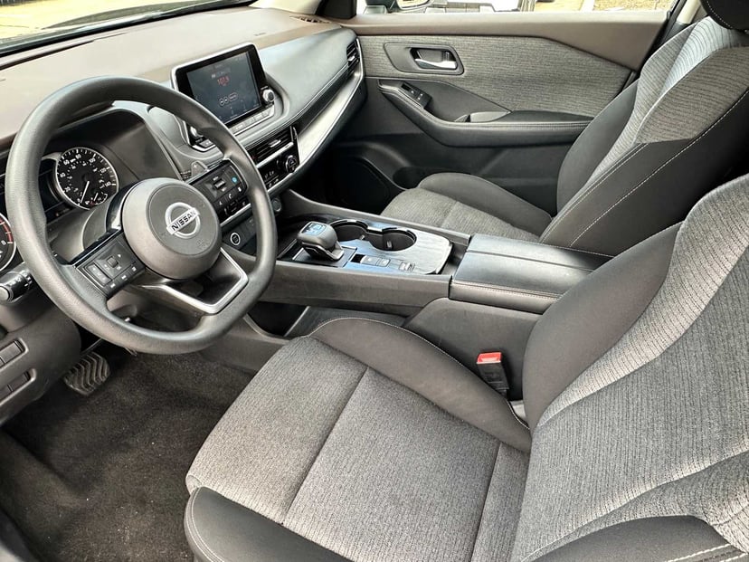 2021 Nissan Rogue - Image 8