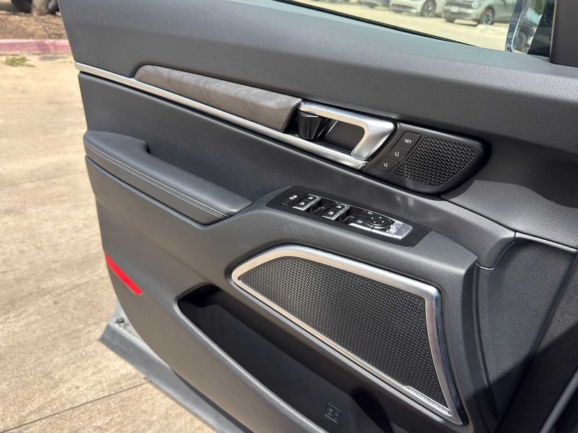 2024 Kia Telluride - Image 20