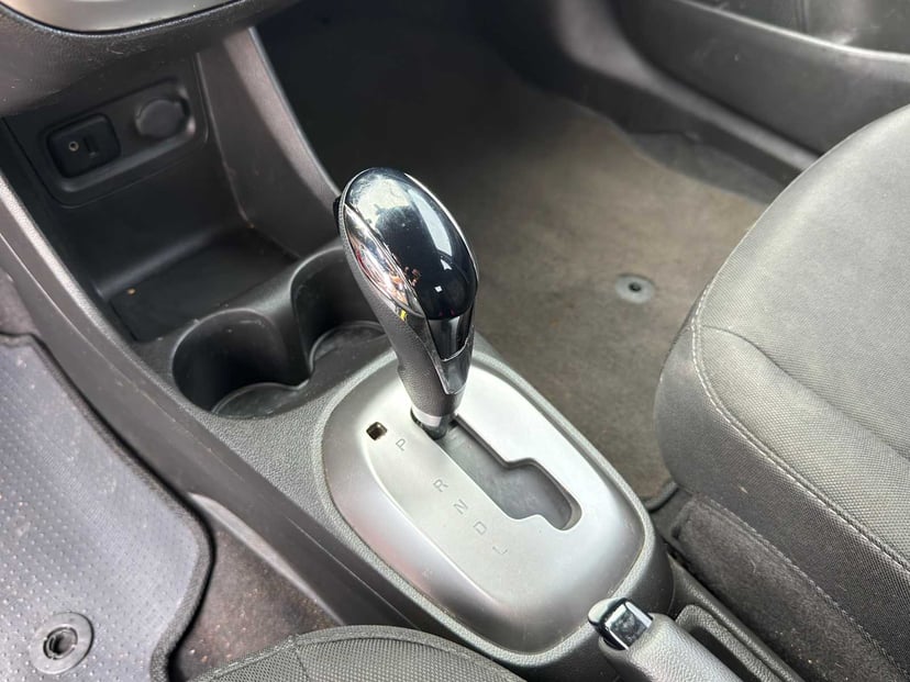 2017 Chevrolet Spark - Image 12