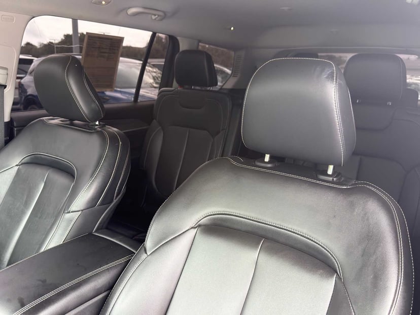 2023 Jeep Grand Cherokee - Image 10