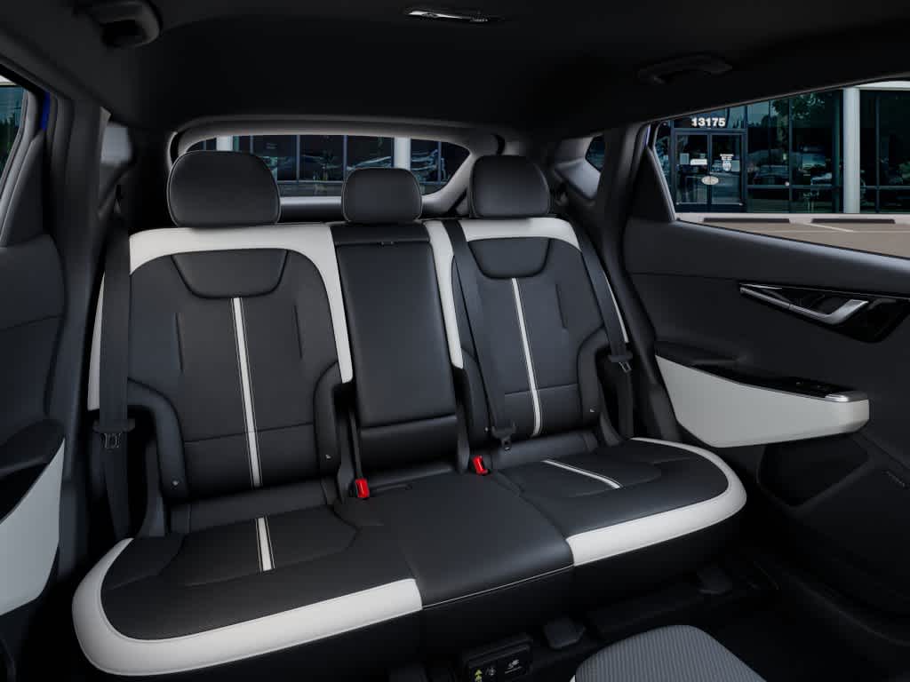 2026 Kia EV6 - Image 12