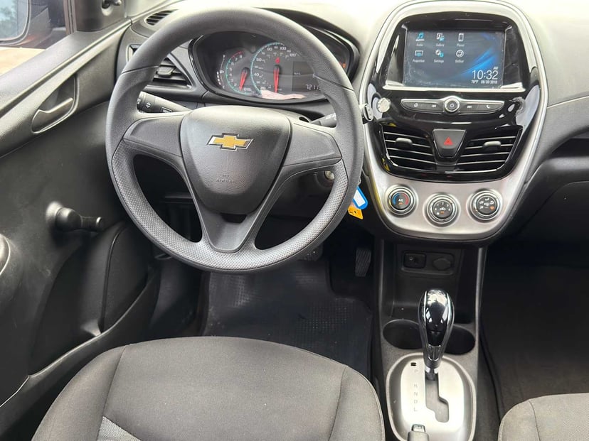 2017 Chevrolet Spark - Image 22