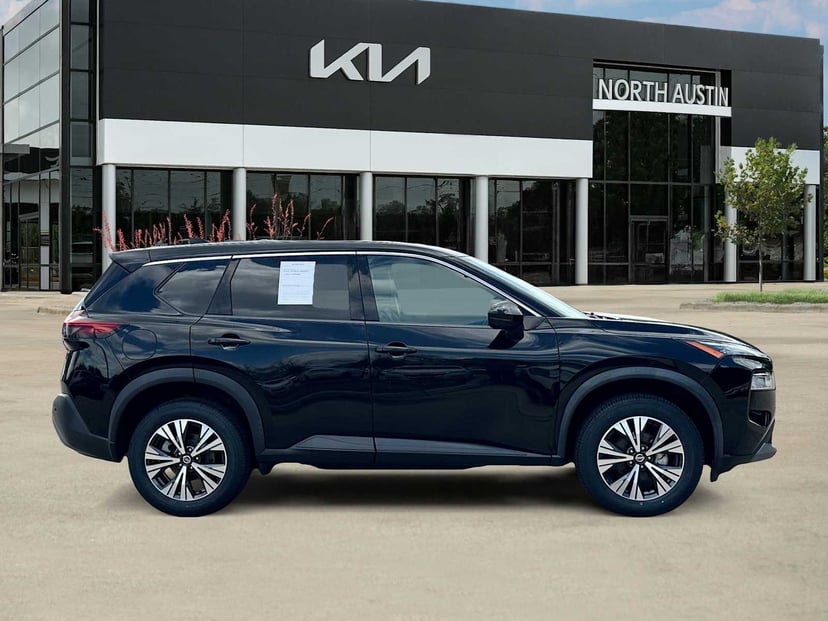 2021 Nissan Rogue - Image 6