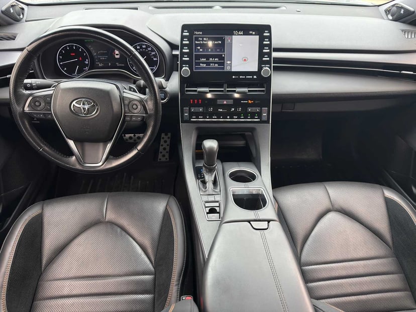 2019 Toyota Avalon - Image 23