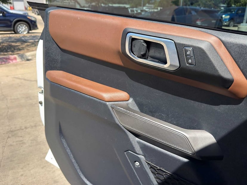 2022 Ford Bronco - Image 27