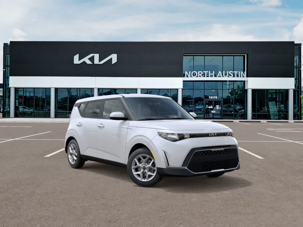 2025 Kia Soul - Image 8