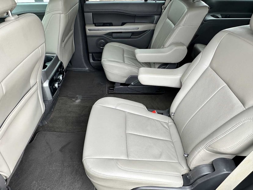 2020 Ford Expedition - Image 23