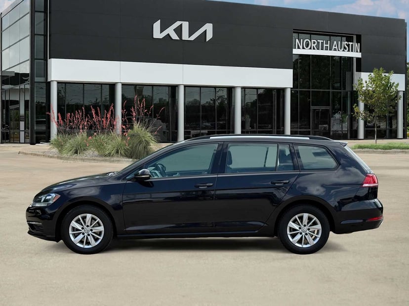 2019 Volkswagen Golf SportWagen - Image 4
