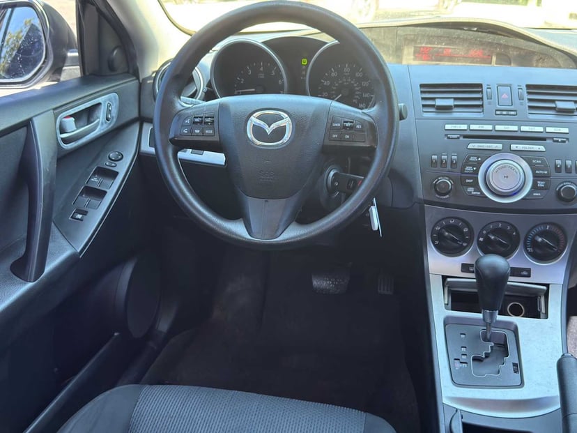 2011 Mazda Mazda3 - Image 19