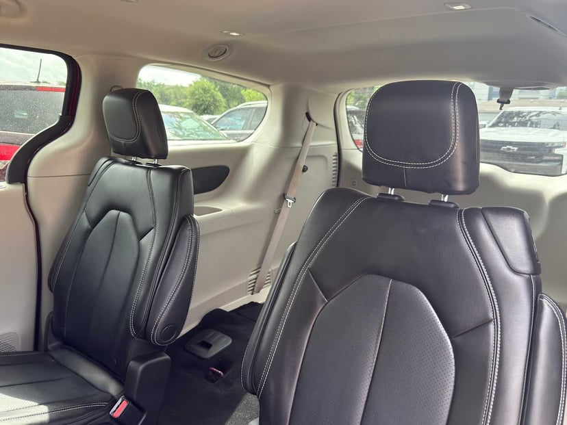 2023 Chrysler Pacifica - Image 27