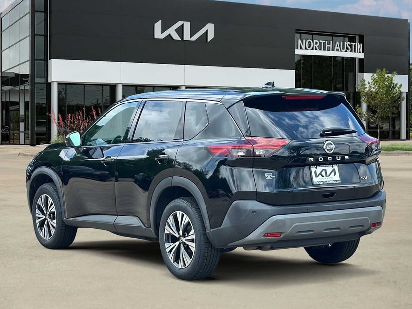 2021 Nissan Rogue - Image 4