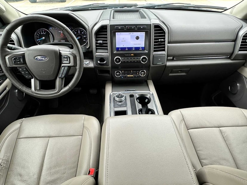 2020 Ford Expedition - Image 21