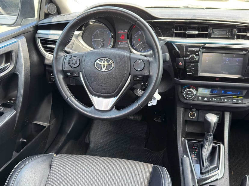 2014 Toyota Corolla - Image 18