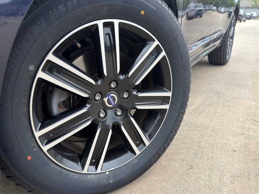 2017 Volvo XC60