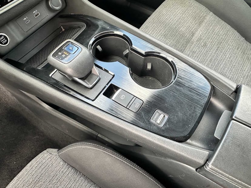 2021 Nissan Rogue - Image 14