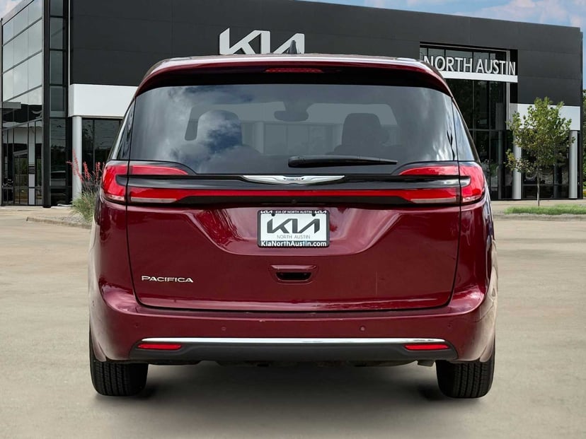 2023 Chrysler Pacifica - Image 4