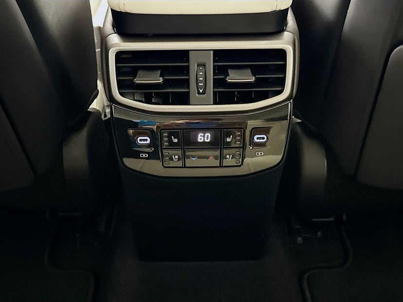 2024 LEXUS RX 350 - Image 26