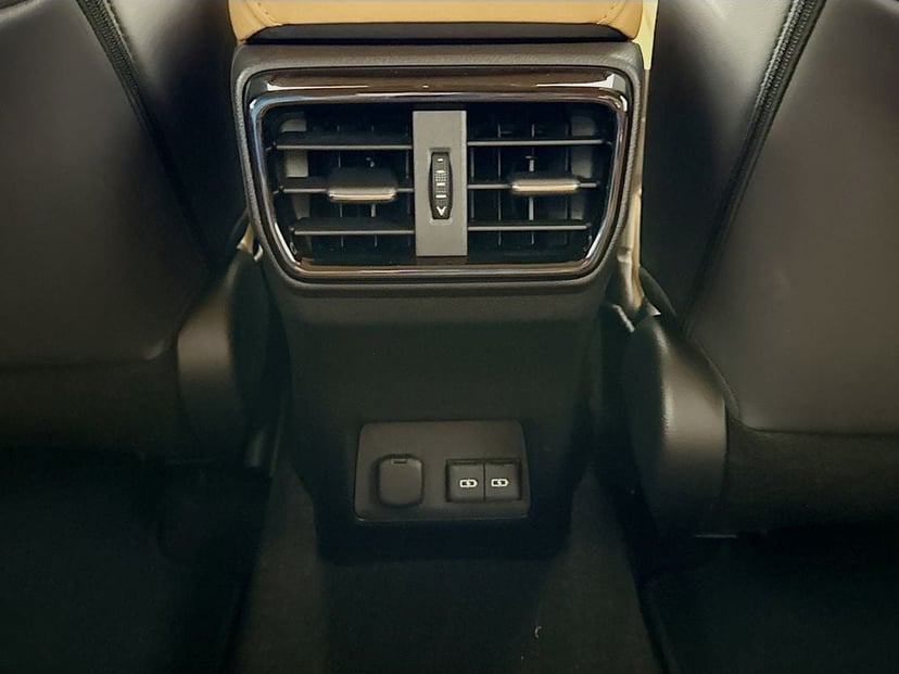 2024 LEXUS NX 250 - Image 27
