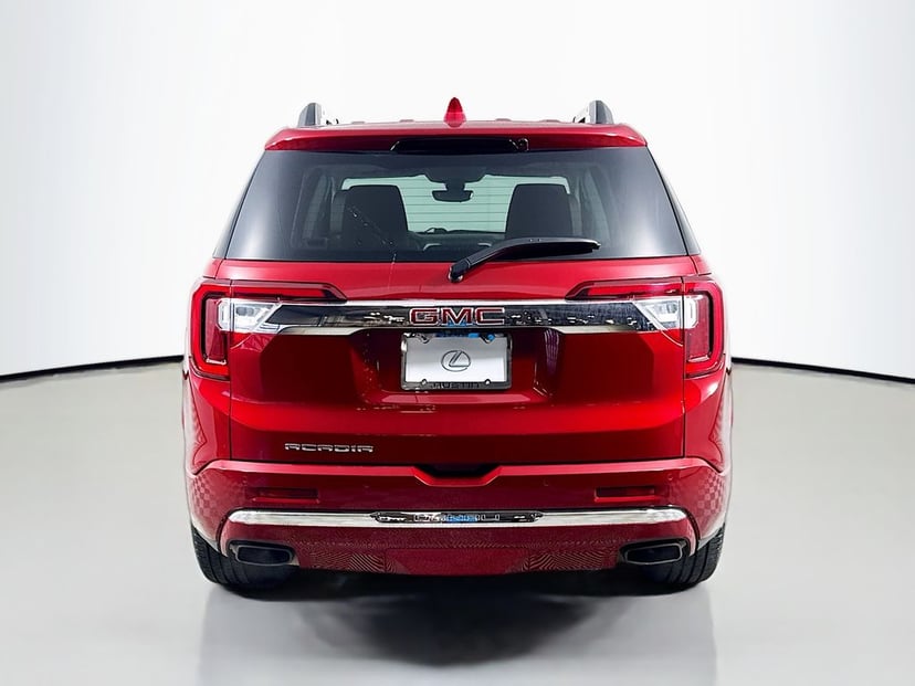 2022 GMC Acadia - Image 6