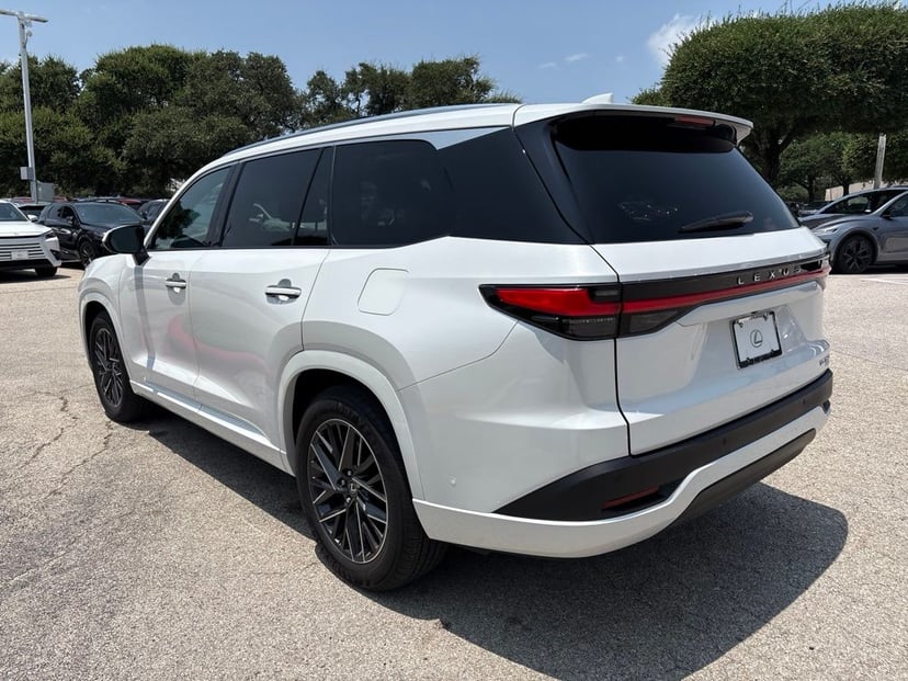 2025 LEXUS TX 350 - Image 2