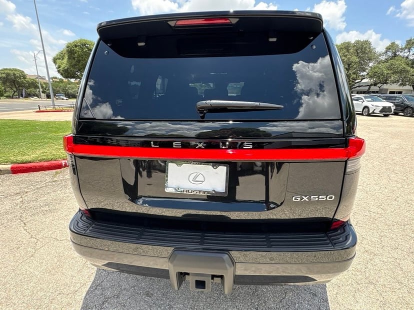 2026 LEXUS GX 550 - Image 3
