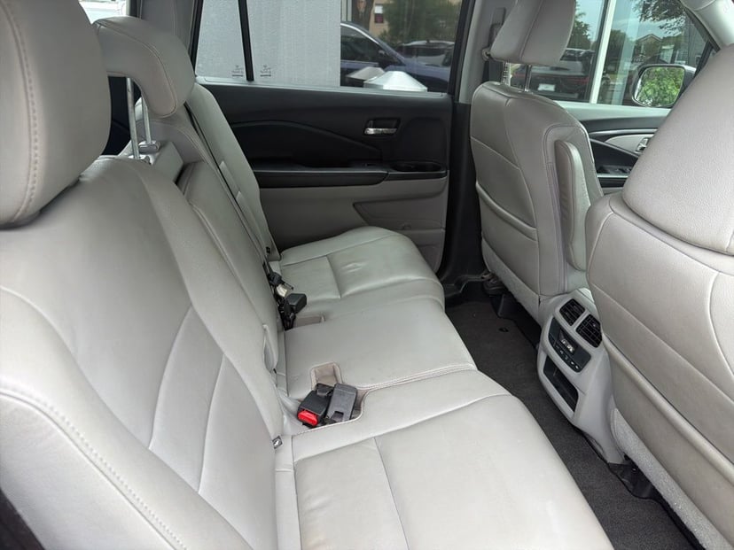 2016 Honda Pilot - Image 5