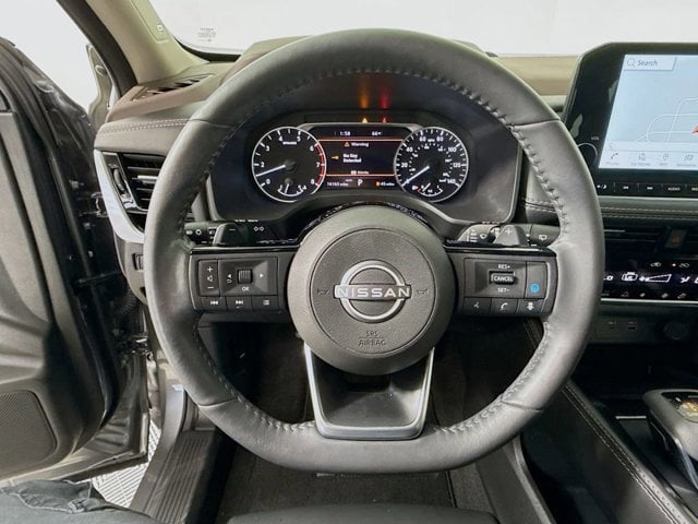 2023 Nissan Rogue - Image 10