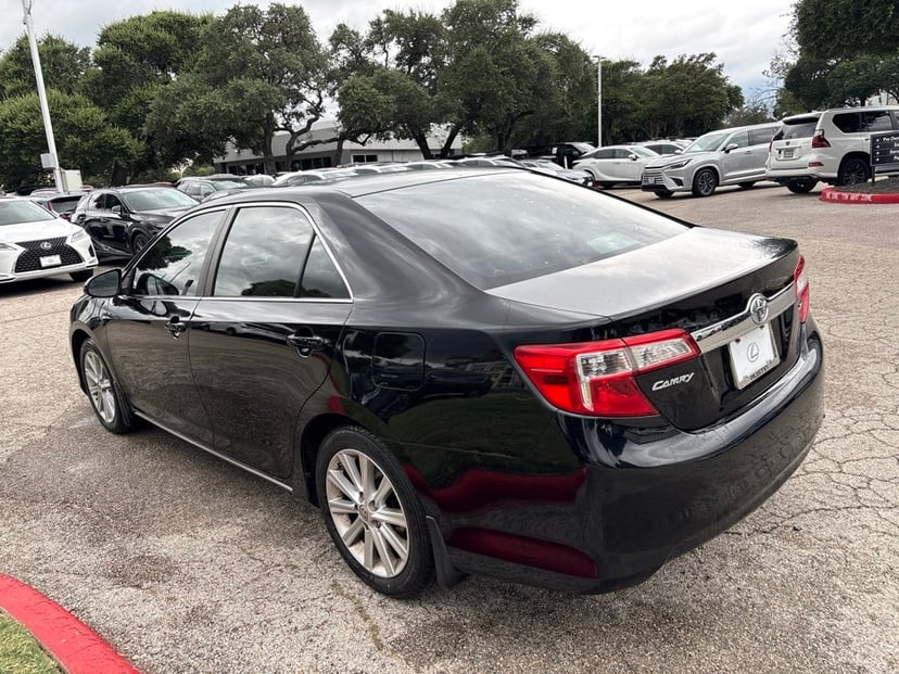 2014 Toyota Camry - Image 2