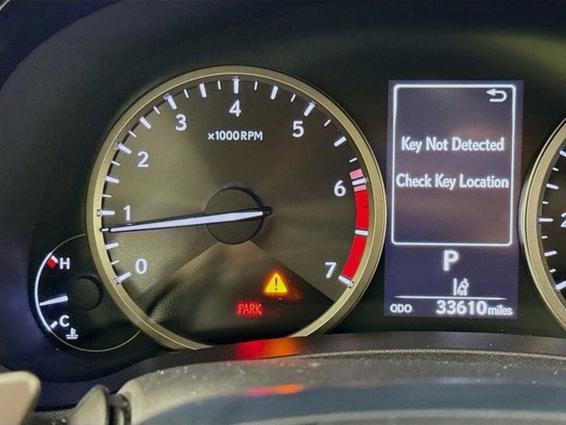 2021 LEXUS NX 300 - Image 11