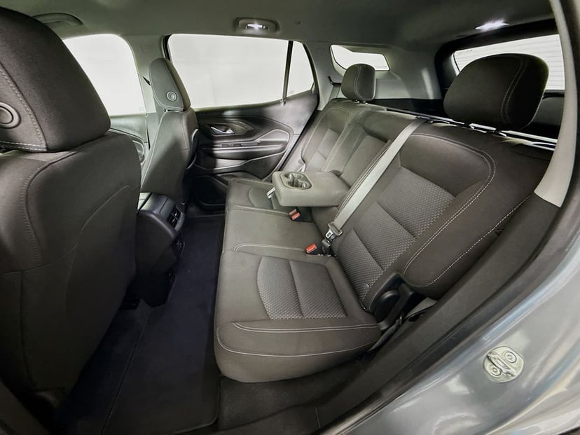 2023 GMC Terrain - Image 25
