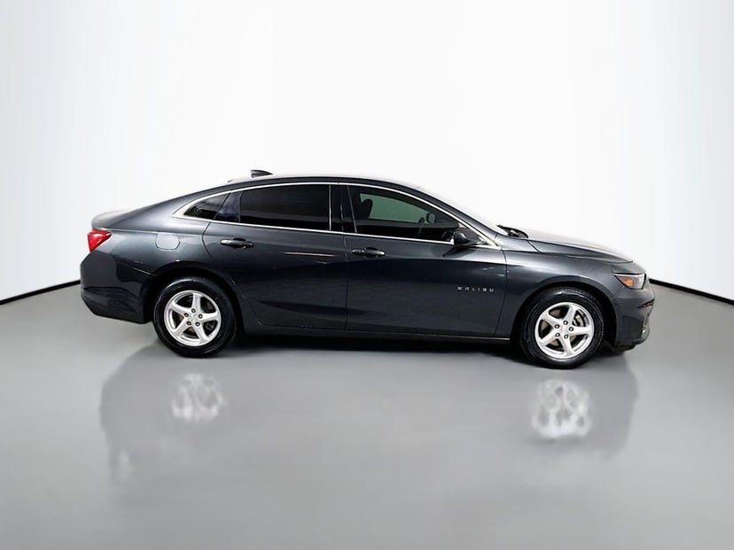 2018 Chevrolet Malibu - Image 3