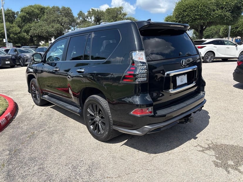 2023 LEXUS GX 460 - Image 2