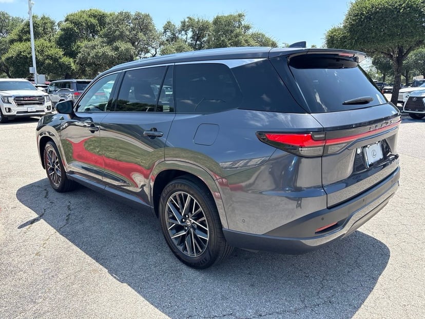 2026 LEXUS TX 350 - Image 2