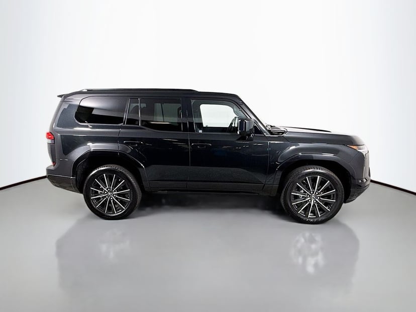 2026 LEXUS GX 550 - Image 3