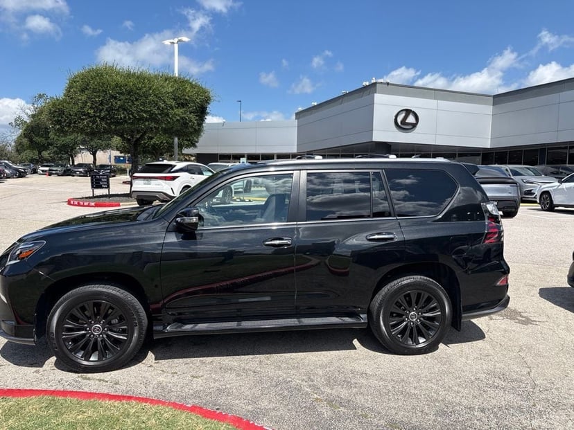 2023 LEXUS GX 460 - Image 1