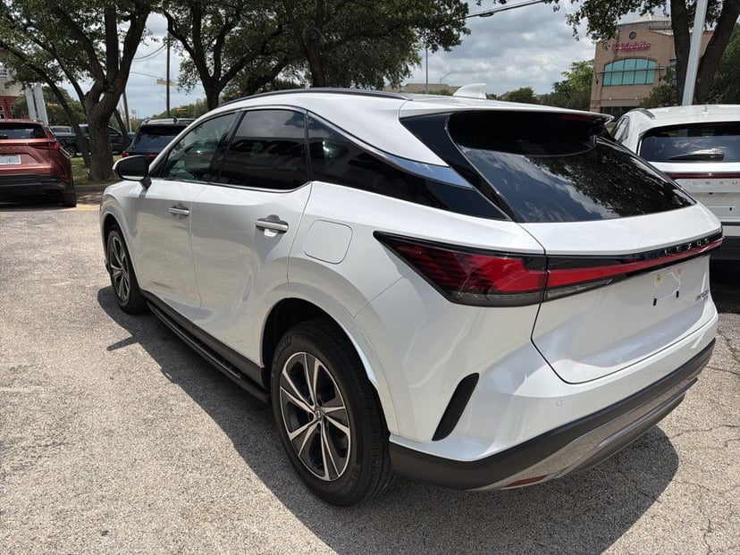 2024 LEXUS RX 350 - Image 7