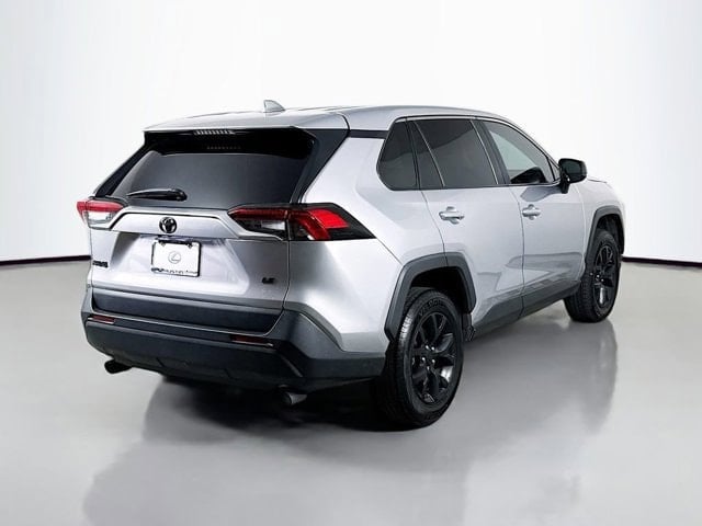 2022 Toyota RAV4 - Image 3